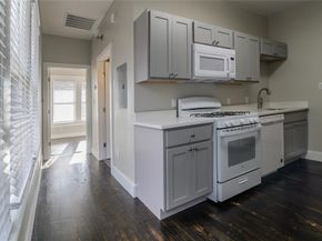 4602  East Side Avenue , Dallas Texas 75226
