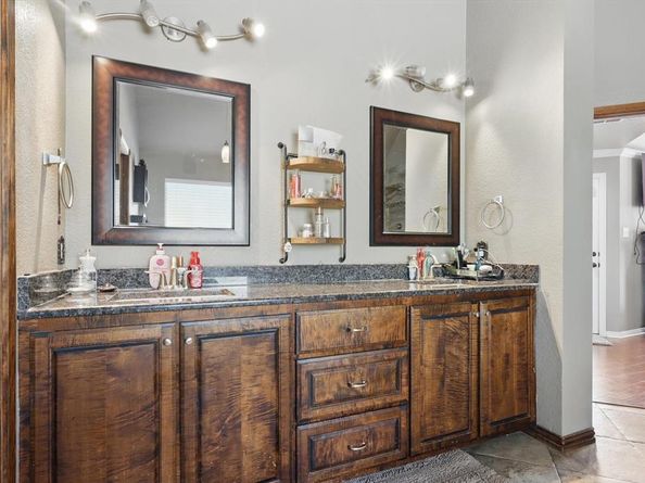 1231  Mcclintock Drive , Shady Shores Texas 76208
