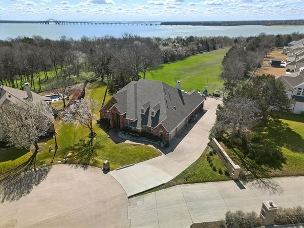 1231  Mcclintock Drive , Shady Shores Texas 76208