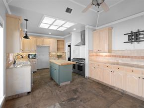 14787  Buckingham Court , Addison Texas 75254