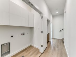 1763  Novela Way , Dallas Texas 75215