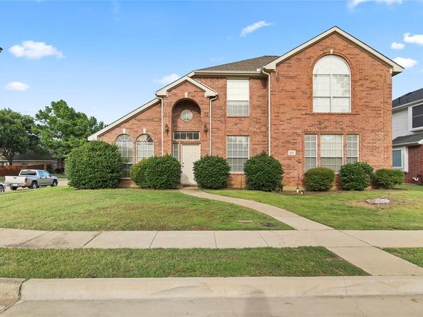 801  Cobblestone Drive , Lewisville Texas 75067