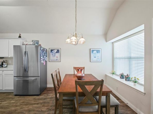 801  Cobblestone Drive , Lewisville Texas 75067