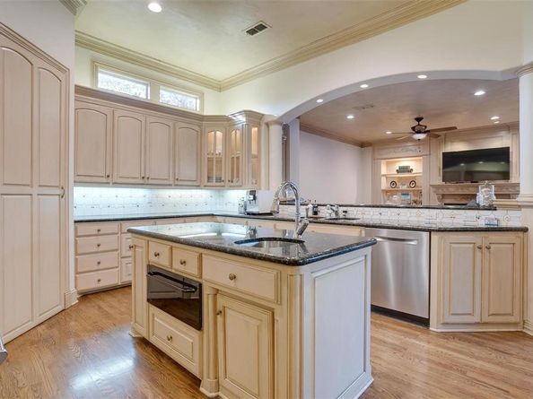 6805  Laurel Valley Drive , Fort Worth Texas 76132