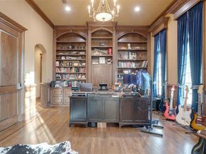 6805  Laurel Valley Drive , Fort Worth Texas 76132