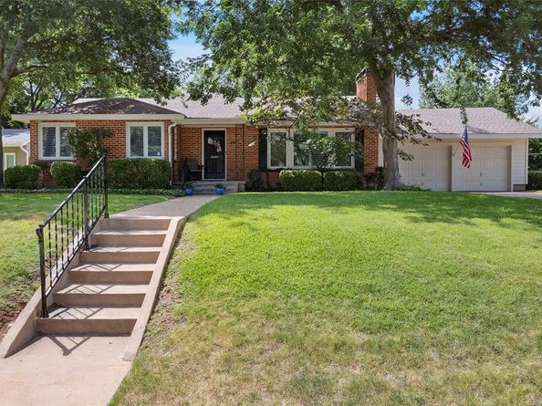 6371  Greenway Road , Fort Worth Texas 76116