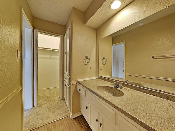 4724  Berridge Lane , Dallas Texas 75227