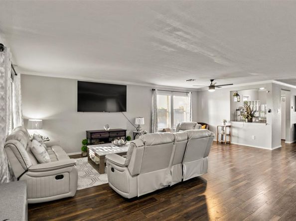 4600  Leslie Lane , Balch Springs Texas 75180