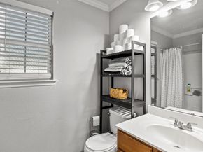 4600  Leslie Lane , Balch Springs Texas 75180