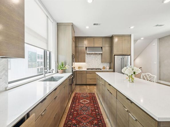 1922  La Croix Place , Dallas Texas 75214