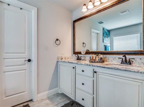 1128  Richard Pittmon Drive , DeSoto Texas 75115