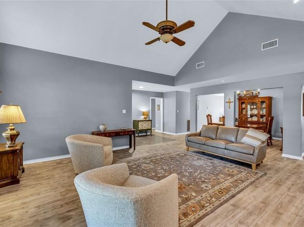 321  Timberlake Drive , Azle Texas 76020