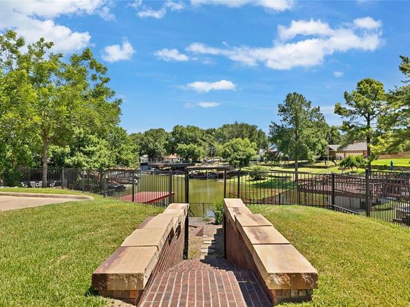 321  Timberlake Drive , Azle Texas 76020