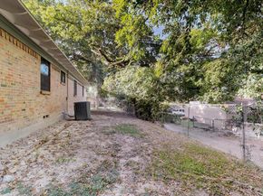 1436  Summertime Lane , Dallas Texas 75241