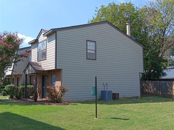 708 W Collins Street , Denton Texas 76201