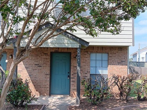 708 W Collins Street , Denton Texas 76201