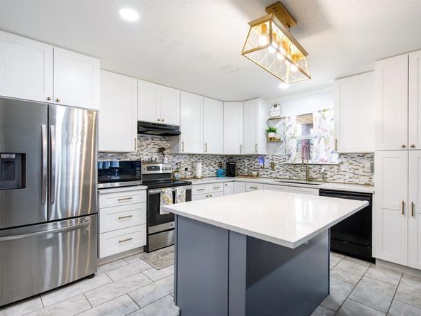 1347  Hayes Street , Cedar Hill Texas 75104