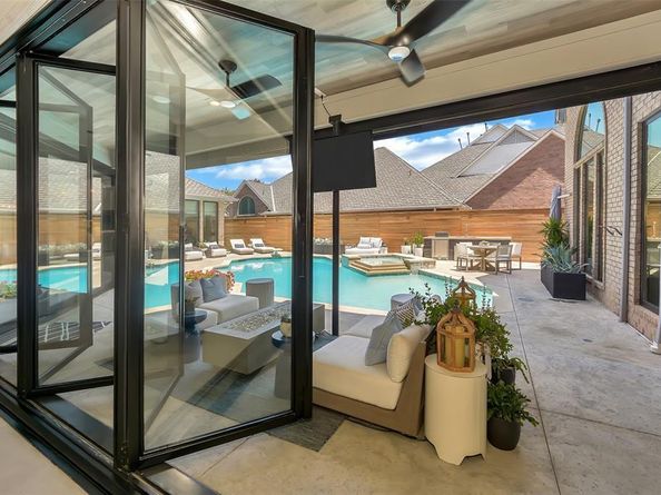 5509  Weatherby Lane , Plano Texas 75093