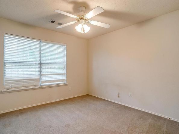 2924  Timber Creek Trail , Fort Worth Texas 76118