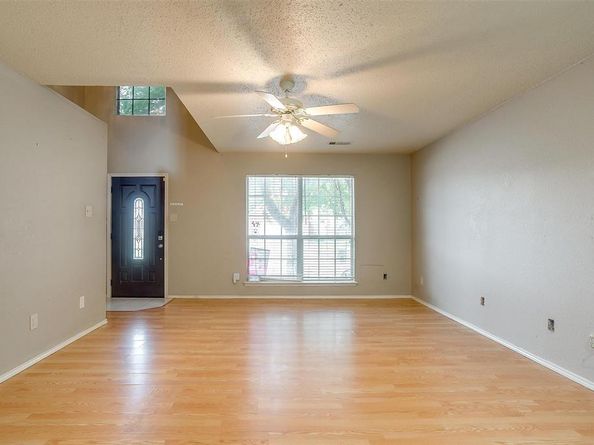 2924  Timber Creek Trail , Fort Worth Texas 76118