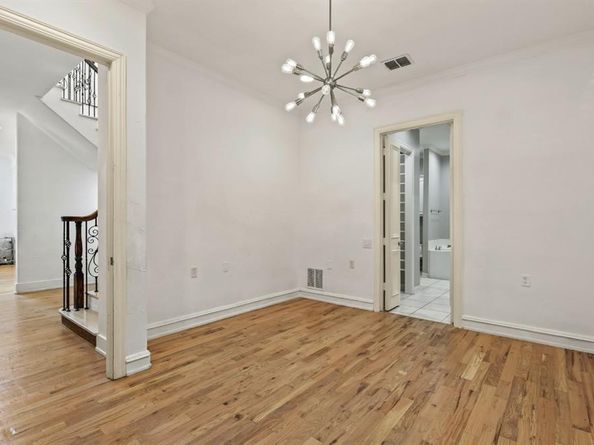 11911  Edgestone Road , Dallas Texas 75230