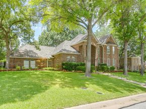 5004  Bridgewater Drive , Arlington Texas 76017