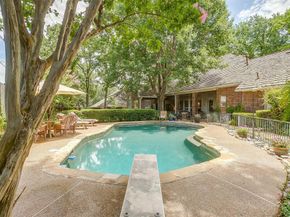 5004  Bridgewater Drive , Arlington Texas 76017