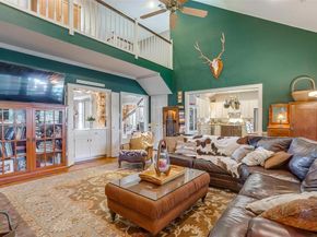 5004  Bridgewater Drive , Arlington Texas 76017