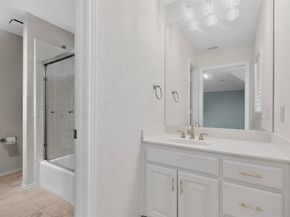 5004  Bridgewater Drive , Arlington Texas 76017