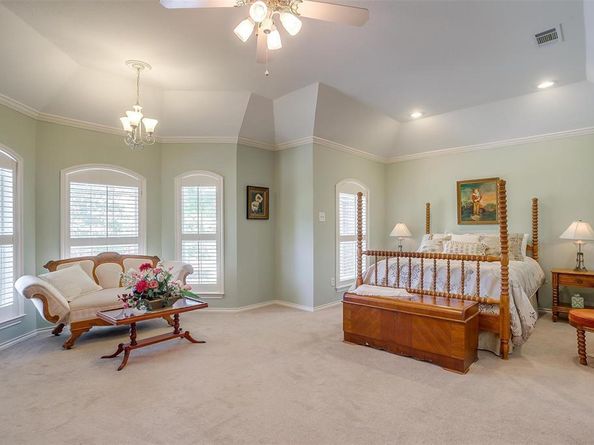 5004  Bridgewater Drive , Arlington Texas 76017