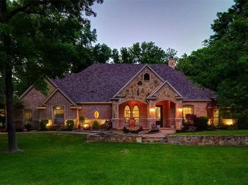7200  Oak Creeks Court 