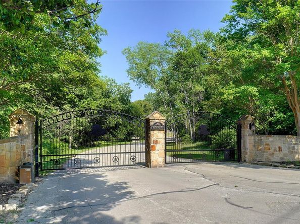 7200  Oak Creeks Court , Fort Worth Texas 76135