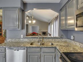 6707  Copperwood Court , Arlington Texas 76001
