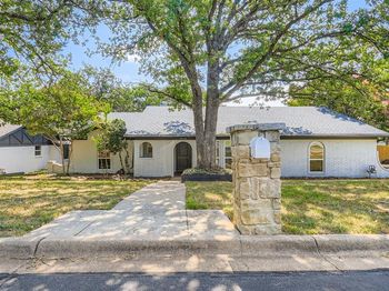 2848  Winterhaven Drive 