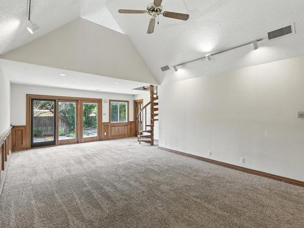 709  Trail Lake Drive , Euless Texas 76039