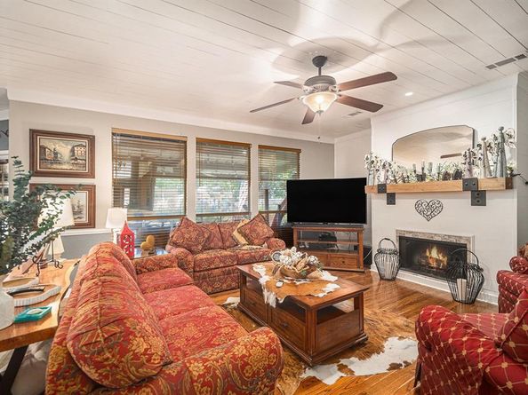 6213  Bowin Drive , Fort Worth Texas 76132