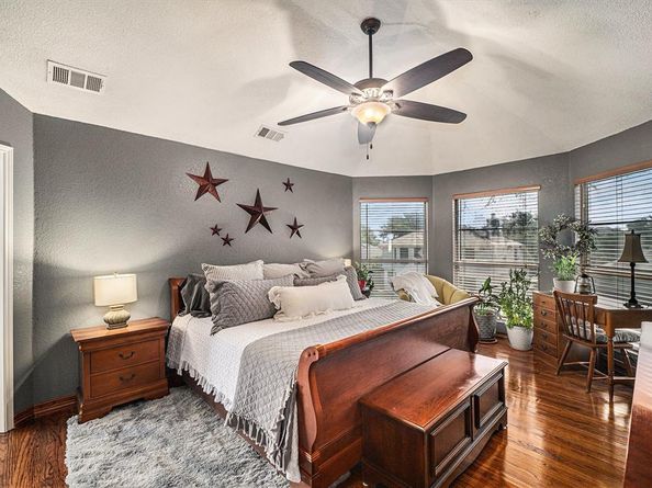 6213  Bowin Drive , Fort Worth Texas 76132