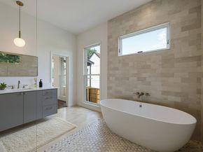 3110 W Jefferson Boulevard , Dallas Texas 75211