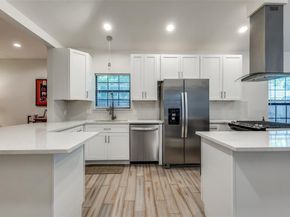 711  Hollywood Avenue , Dallas Texas 75208