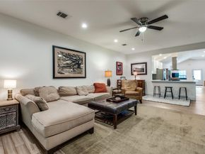 711  Hollywood Avenue , Dallas Texas 75208