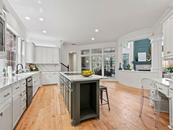 5915  Dripping Springs Drive , Frisco Texas 75034