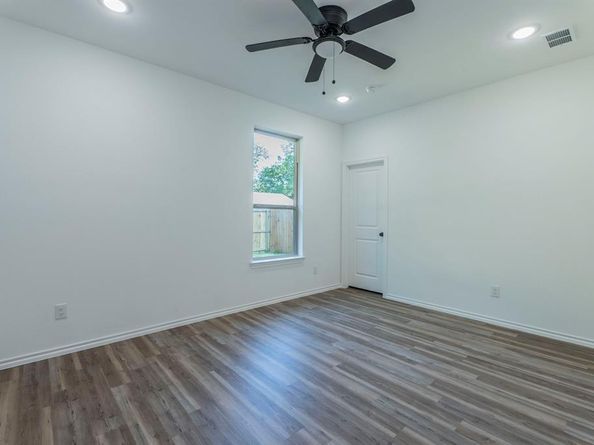 3228  Tuskegee Street , Dallas Texas 75215