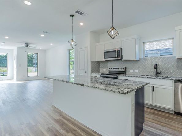 3228  Tuskegee Street , Dallas Texas 75215