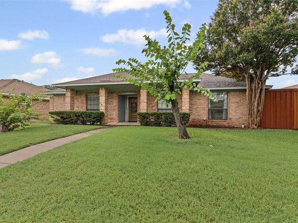 4044  Lonesome Trail , Plano Texas 75023