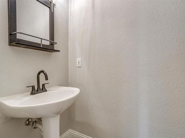 1532  Flying Jib Drive , Azle Texas 76020