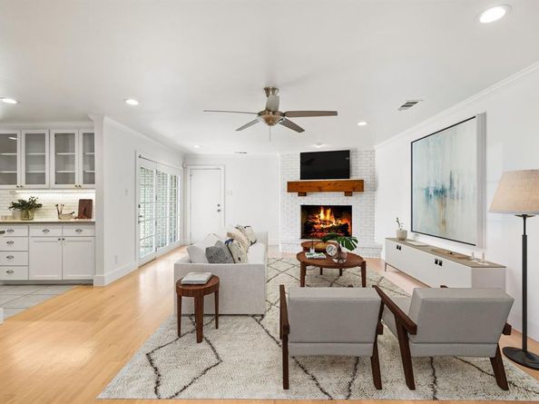 3630  Vinecrest Drive , Dallas Texas 75229
