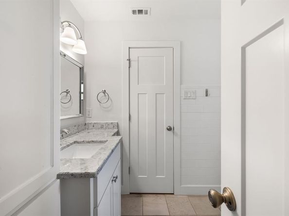 3630  Vinecrest Drive , Dallas Texas 75229