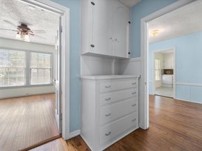 4525  Calmont Avenue , Fort Worth Texas 76107
