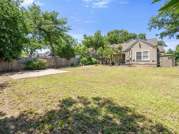 4525  Calmont Avenue , Fort Worth Texas 76107