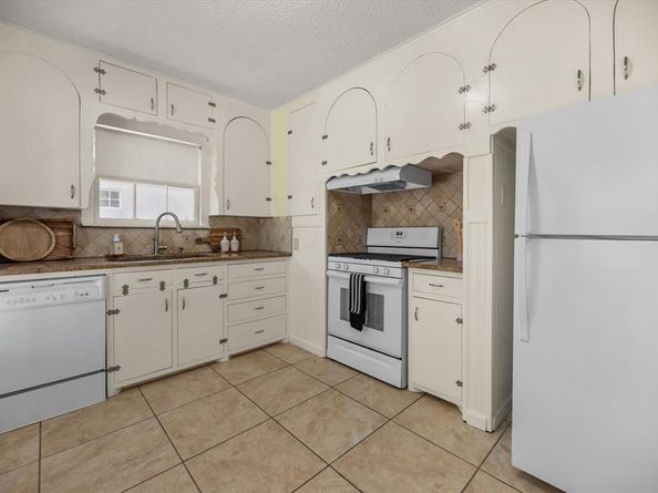 4525  Calmont Avenue , Fort Worth Texas 76107